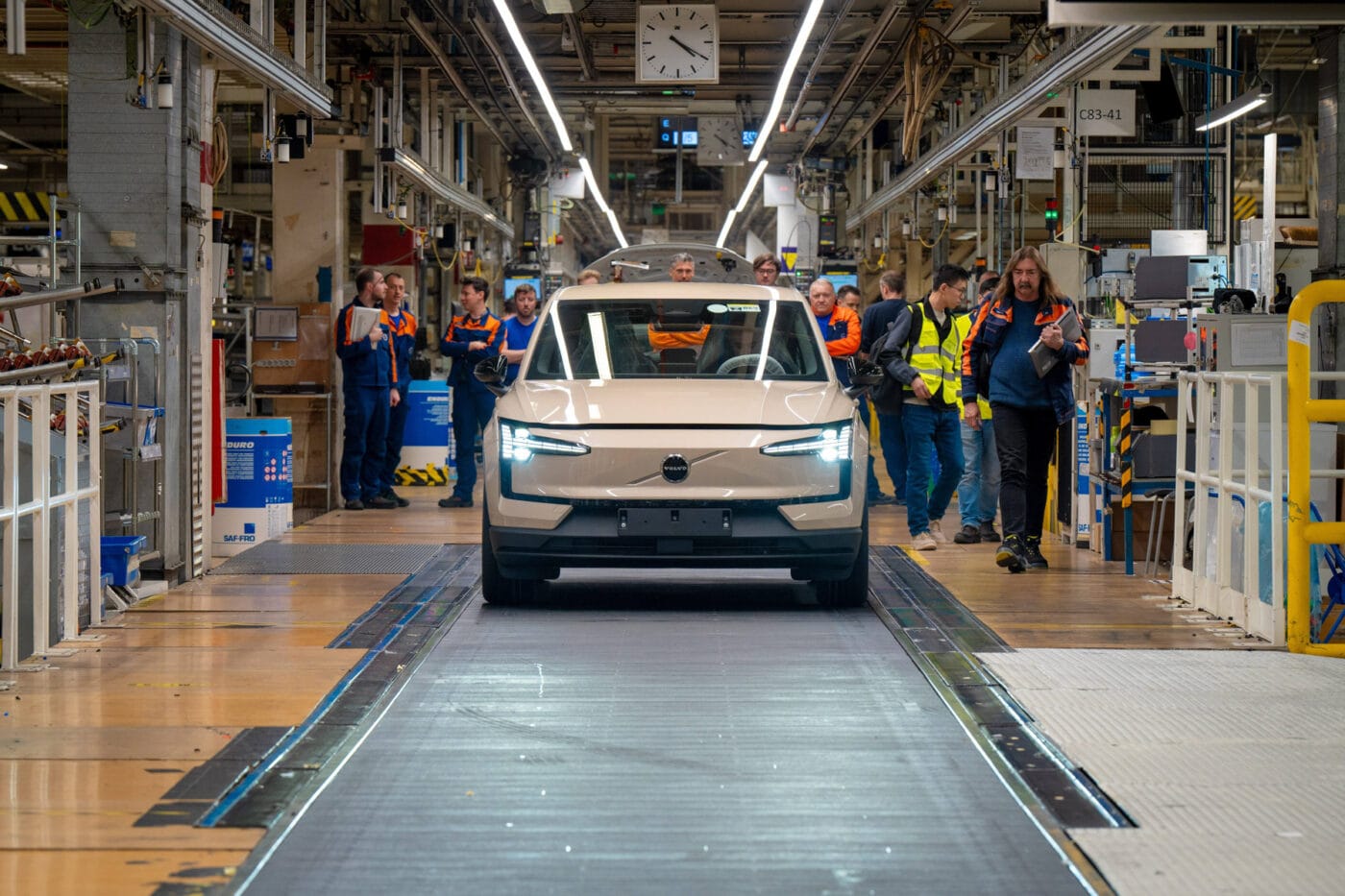 volvo ex30 producción bélgica gante 2025 11 volvo ex30 producción bélgica gante 2025 11